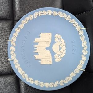 1976 Wedgwood Jasper Ware Christmas Commemorative Decorative Plate